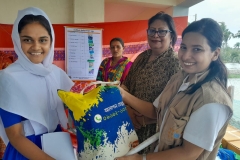 UNFPA-CWFD-collaboratively-worked-in-the-distribution-of-MHM-kits-in-Mongla-Bagerhat